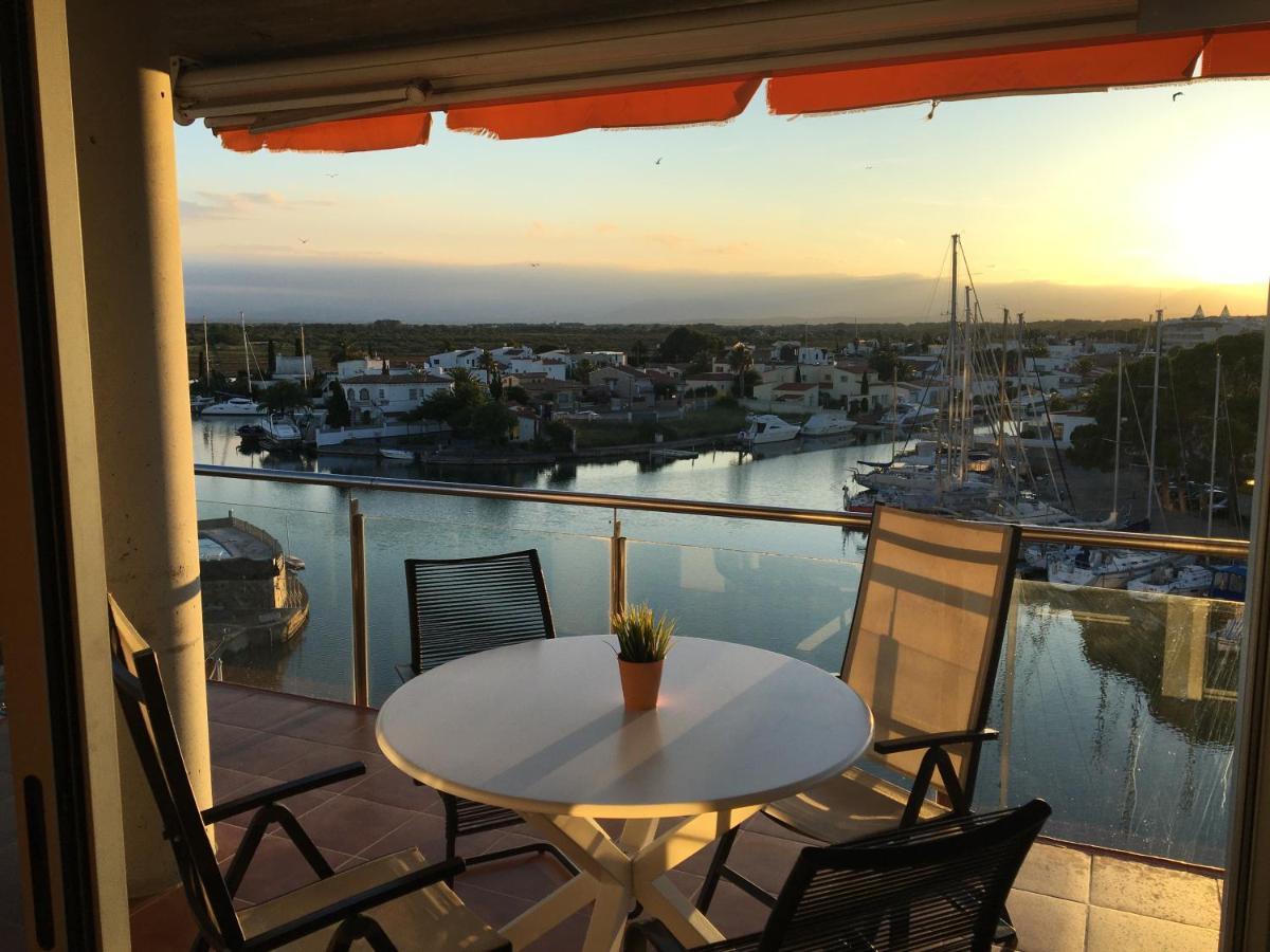 Vue Panoramique Sur La Mediterrannee, Appartement Sur Canal & Proche Plage Roses Luaran gambar