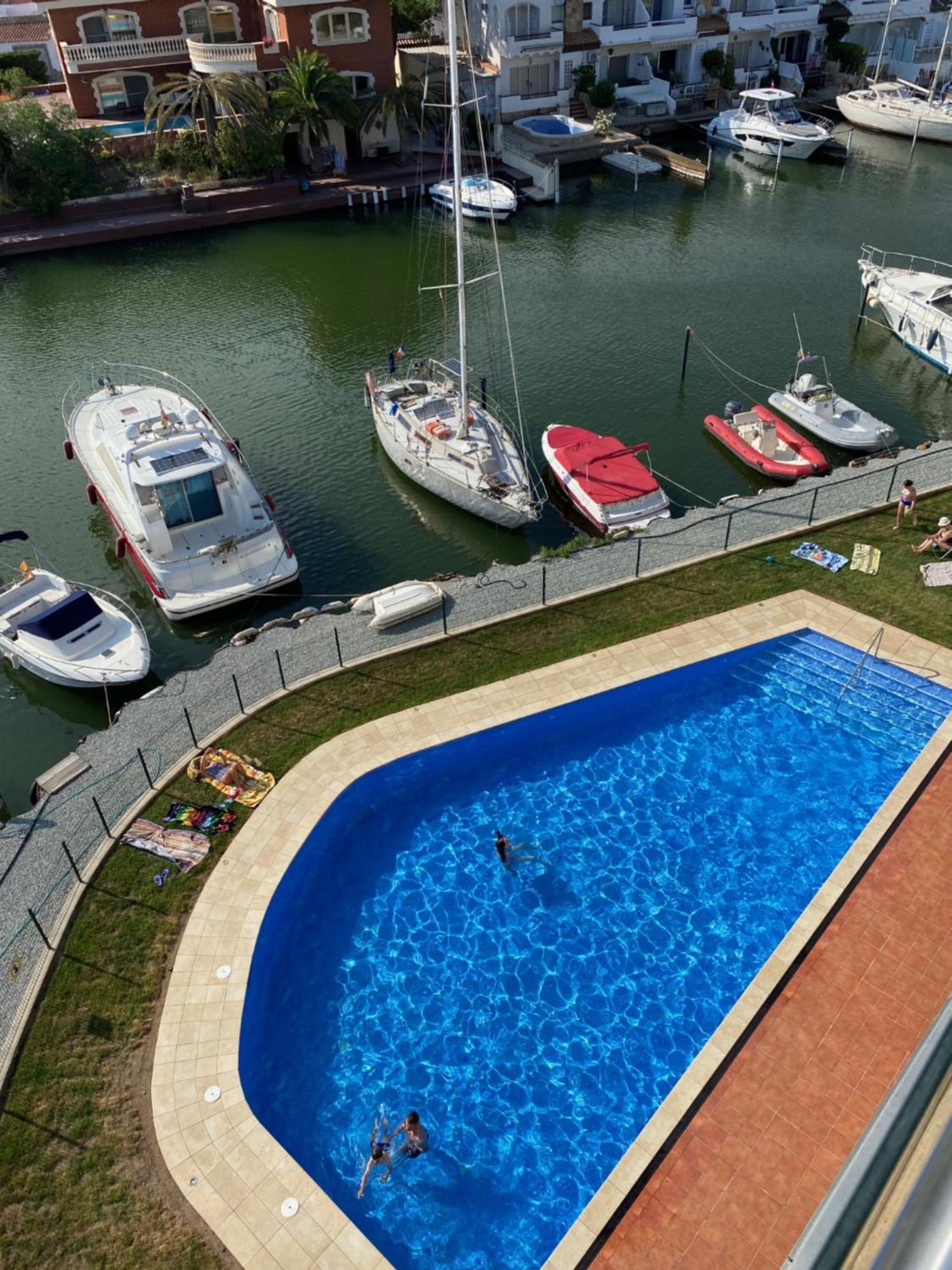 Vue Panoramique Sur La Mediterrannee, Appartement Sur Canal & Proche Plage Roses Luaran gambar