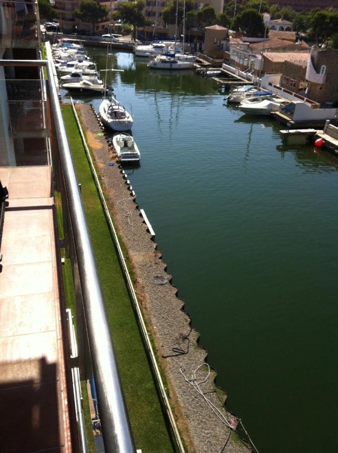 Vue Panoramique Sur La Mediterrannee, Appartement Sur Canal & Proche Plage Roses Luaran gambar