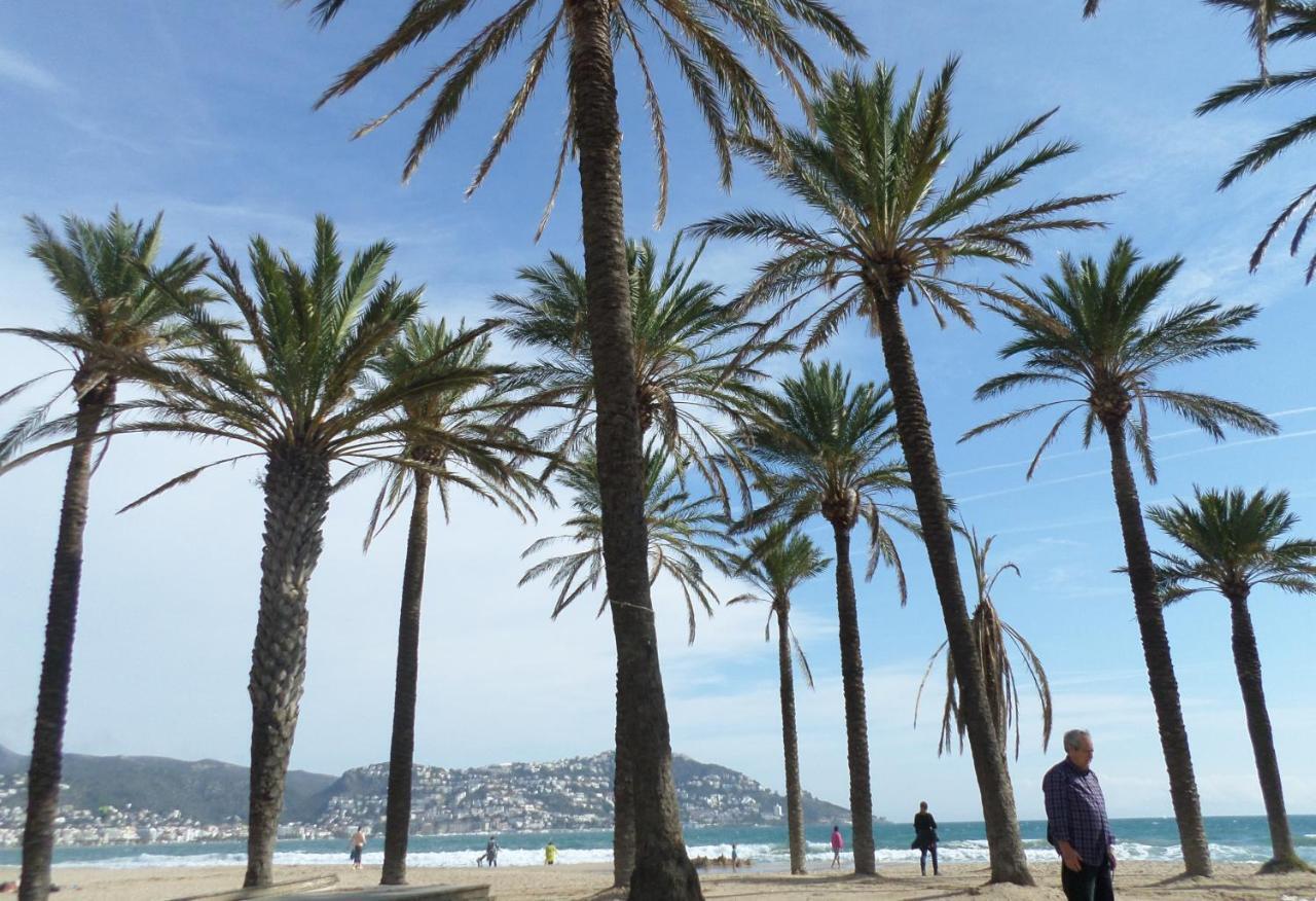 Vue Panoramique Sur La Mediterrannee, Appartement Sur Canal & Proche Plage Roses Luaran gambar